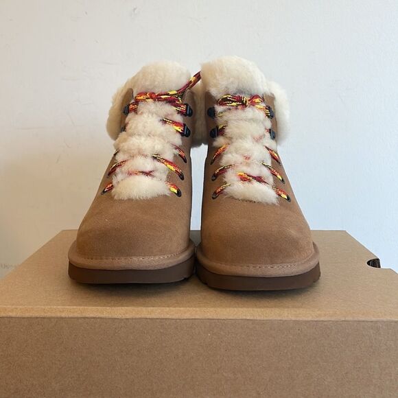 UGG Classic Mini Alpine Lace Boots Chestnut Women Size 7 - Picture 8 of 14